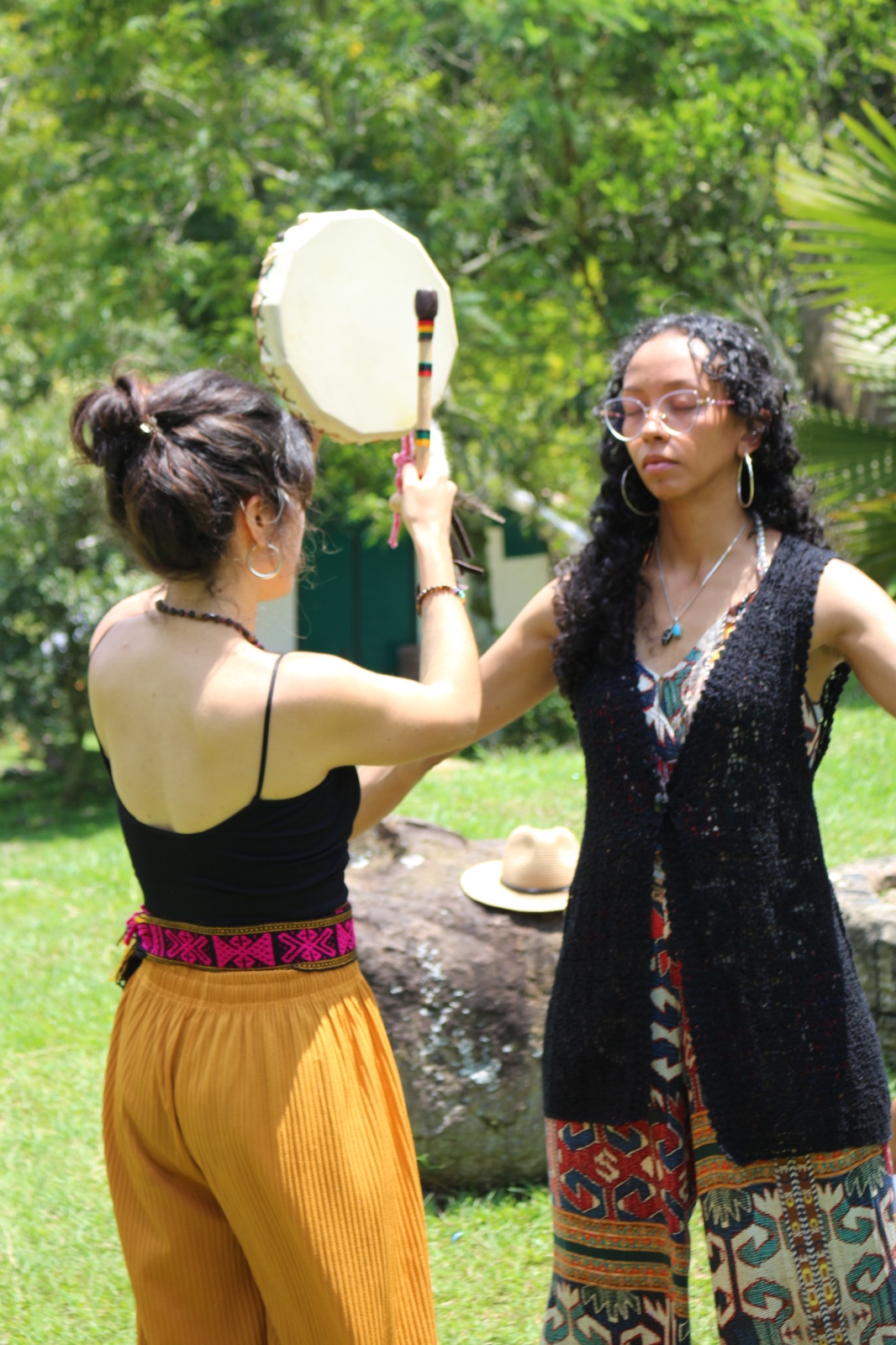 terapia de sonido en la naturaleza